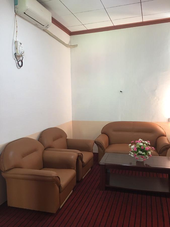 Wun Tawp Garden Hotel Myitkyinā Extérieur photo