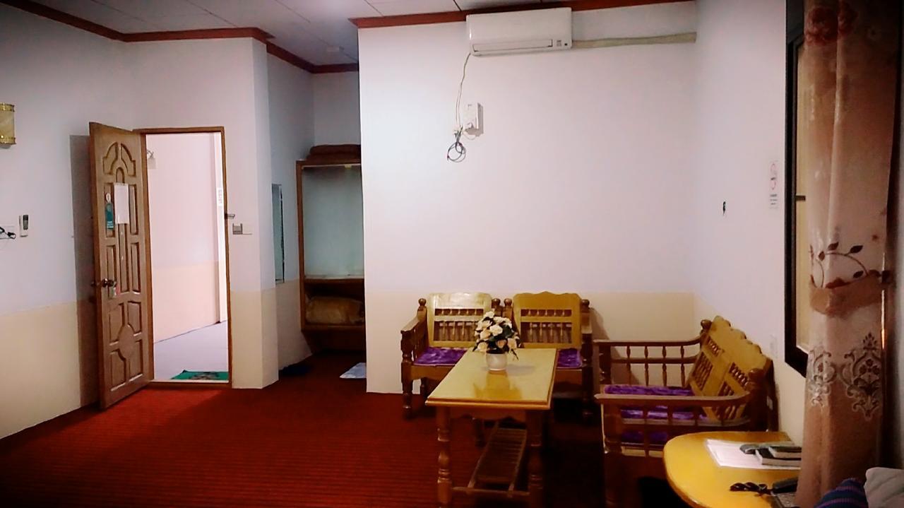 Wun Tawp Garden Hotel Myitkyinā Extérieur photo